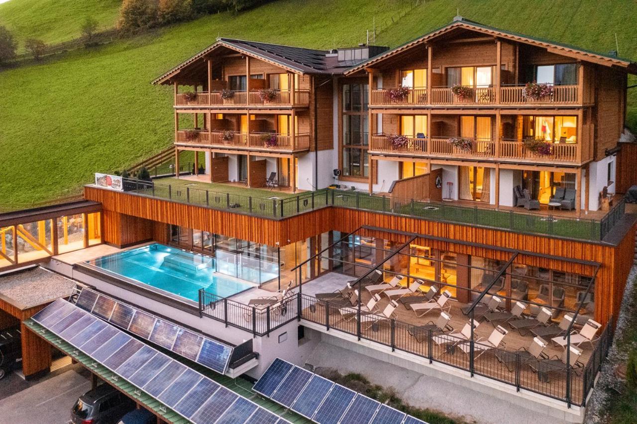 Berghotel Hauserbauer ดอร์ฟกาชไตน์ ภายนอก รูปภาพ