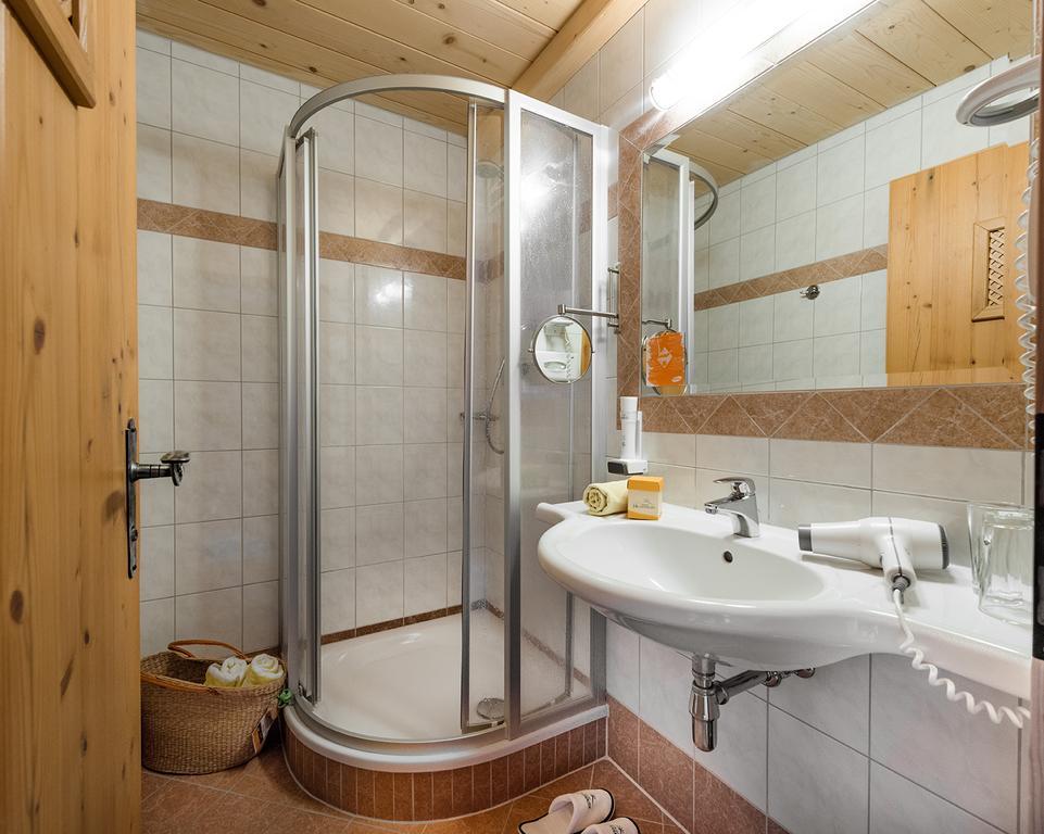Berghotel Hauserbauer ดอร์ฟกาชไตน์ ภายนอก รูปภาพ